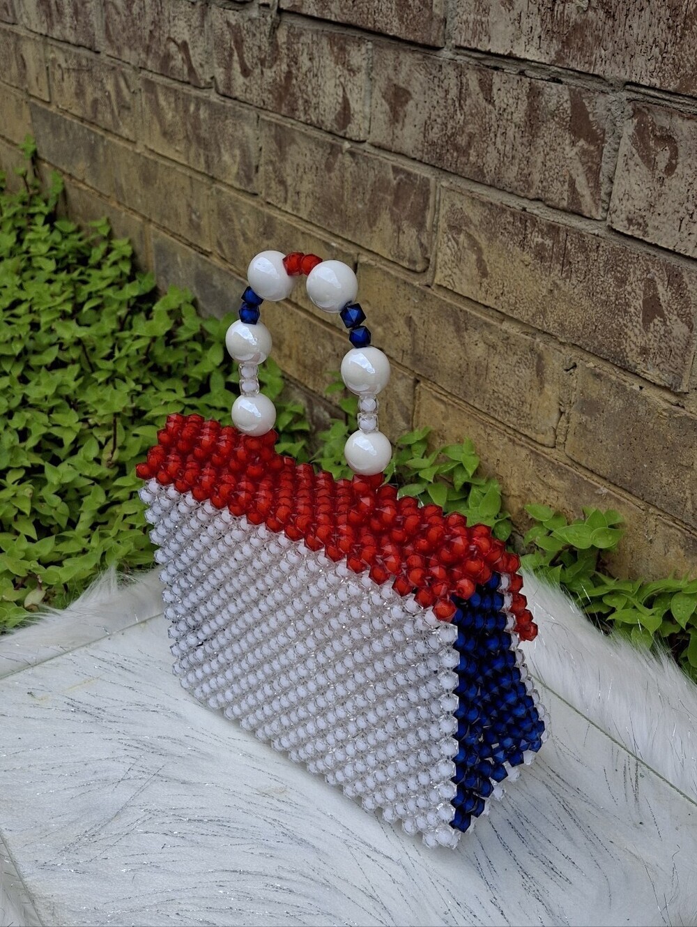 Hand-Carry Red, White, & Blue Beaded Patriotic Purse 4th Of July - Picture 7 of 15